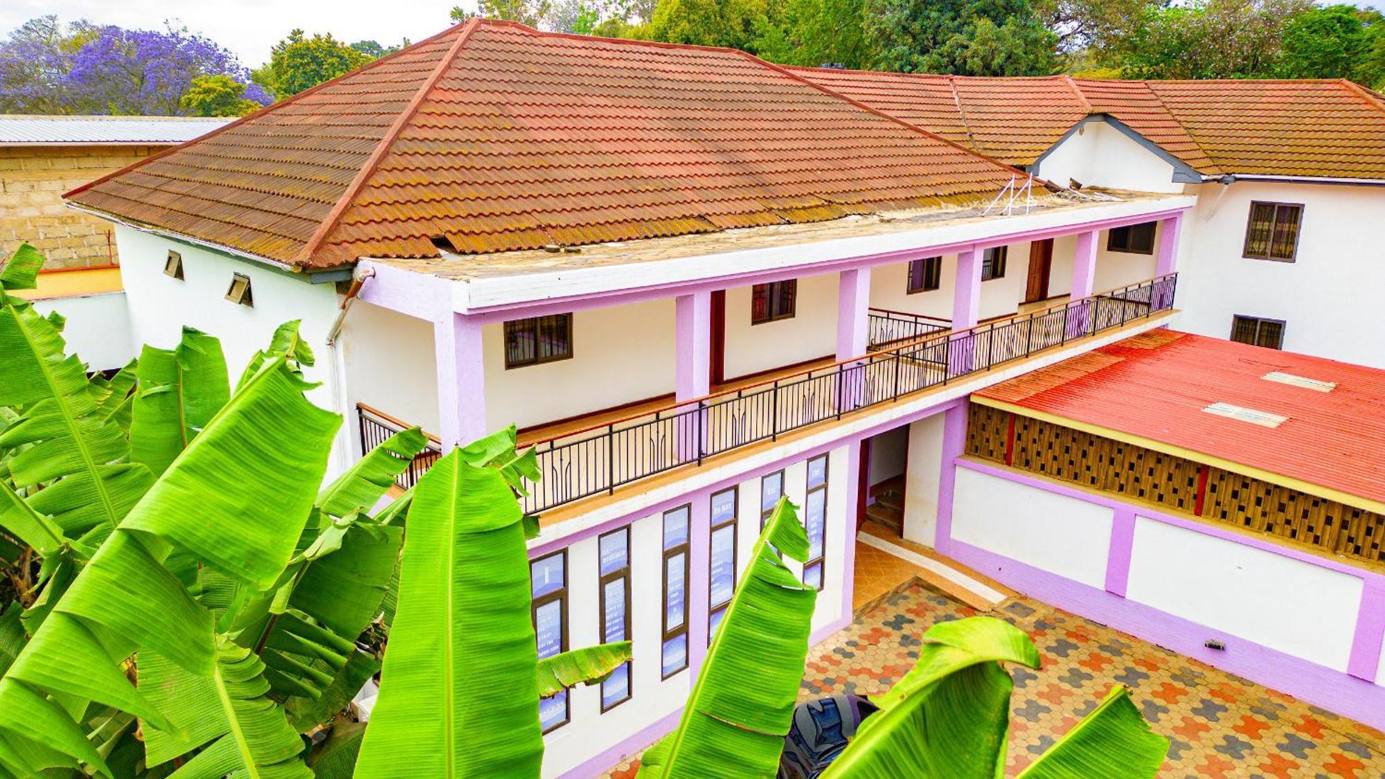 Divine Royal Residences Arusha Extérieur photo