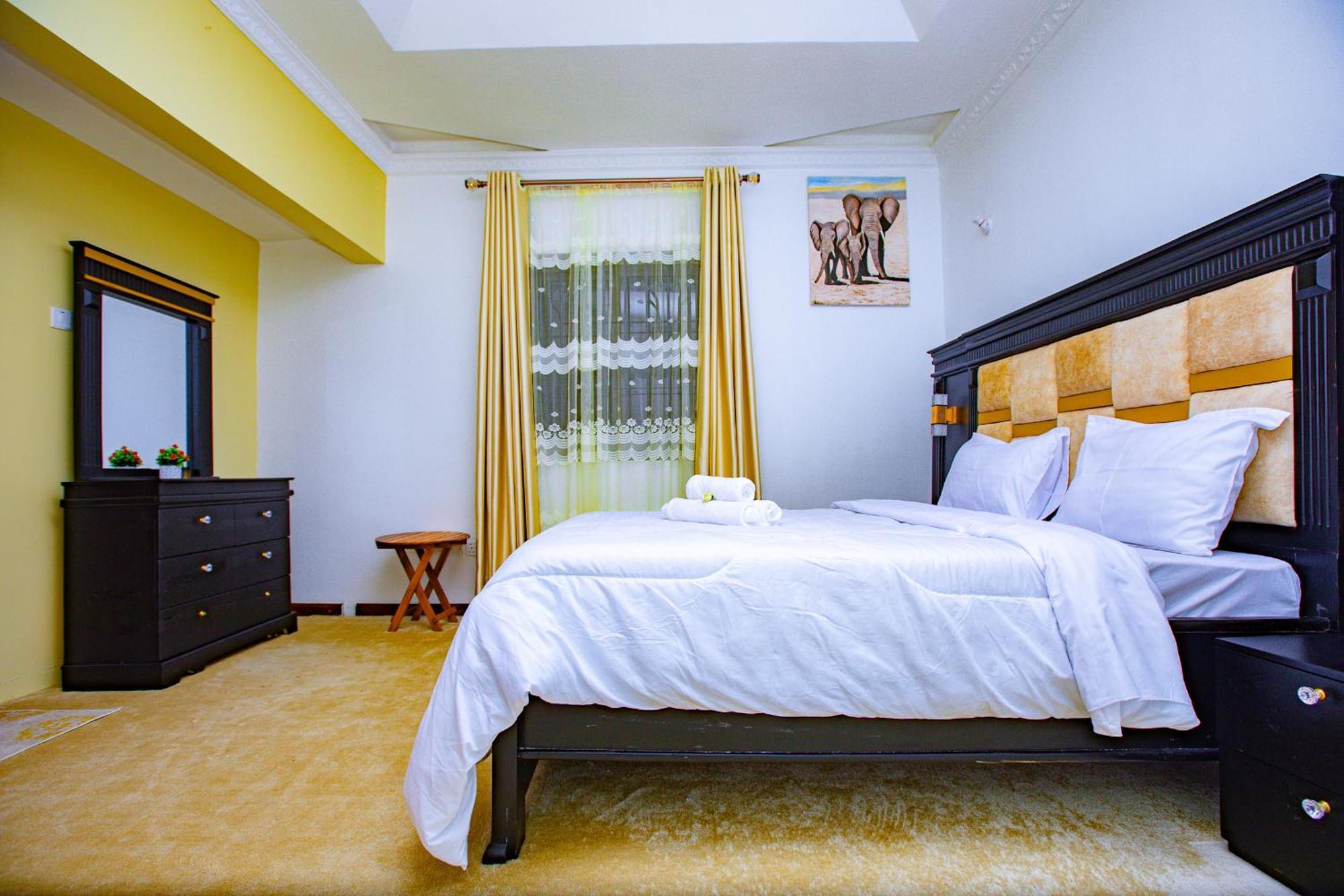 Divine Royal Residences Arusha Extérieur photo
