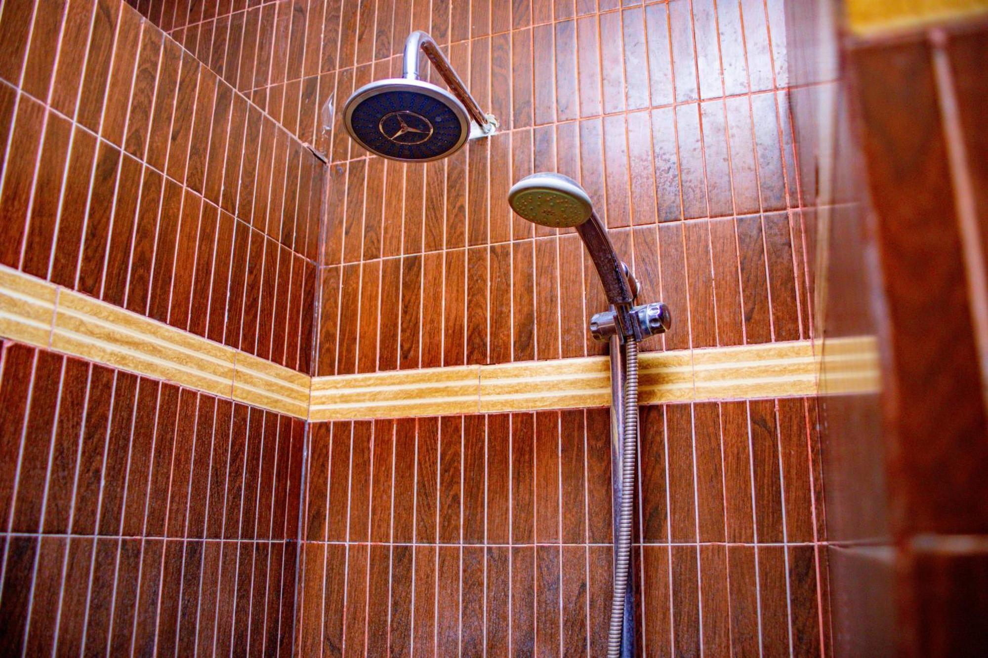 Divine Royal Residences Arusha Extérieur photo