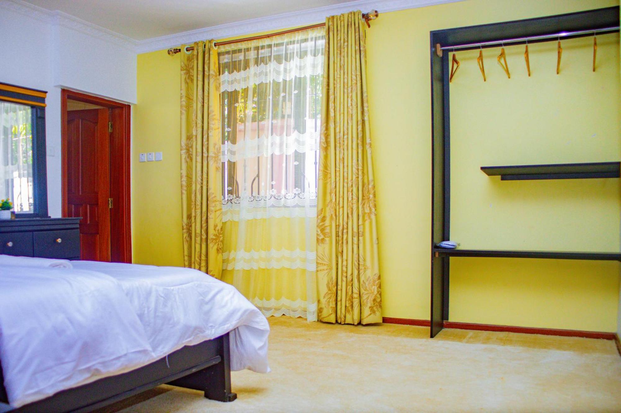 Divine Royal Residences Arusha Extérieur photo